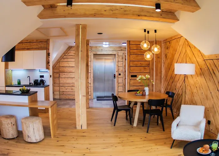 H900 - Tatra View شقة فندقية زاكوباني