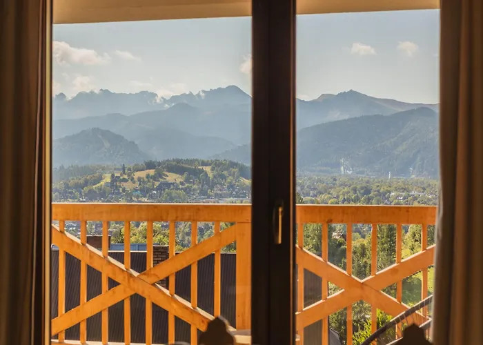 H900 - Tatra View 3*